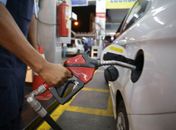 Petrobras baixa gasolina em R$ 0,03 e diesel em R$ 0,04