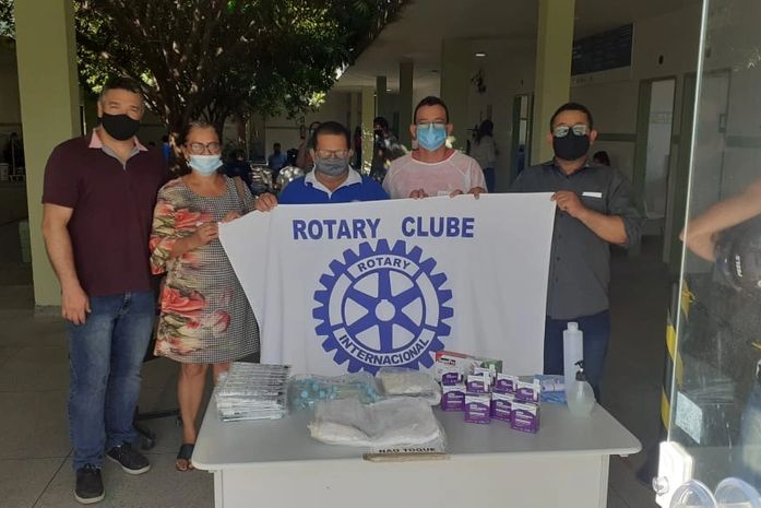 Rotary Club de Arapiraca-Centro faz doação de 46 testes para a COVID-19 à Unidade Sentinela e m Arapiraca-Alagoas, através do Projeto Coronazero realizado pelo Rotary
