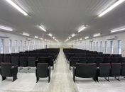 Revitalização foi feita com recursos próprios e modernizou o maior auditório da Rede Municipal de Ensino.