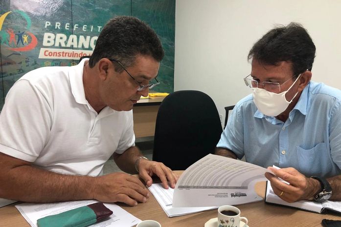 Secretaria de Saúde de Branquinha realiza abastecimento de medicamentos nas farmácias municipais