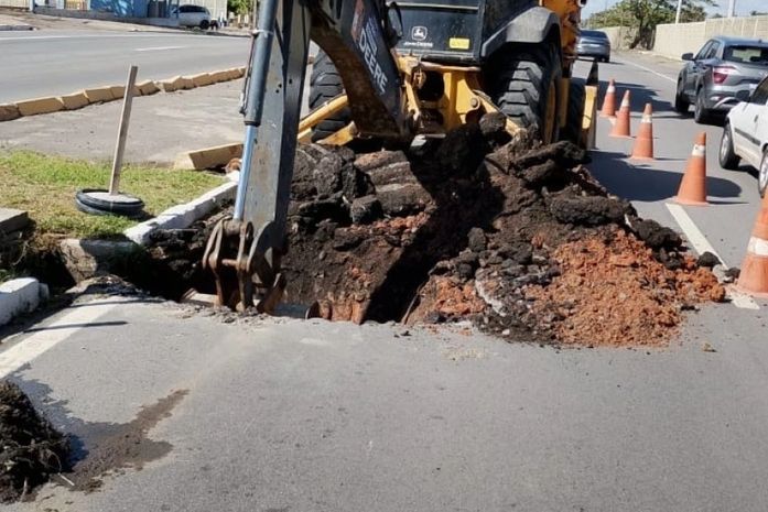 Obra emergencial interdita parcialmente a Av. Assis Chateaubriand