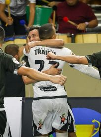 Em jogo emocionante, Esporte Clube Traipu elimina o Praia Clube na prorrogação e está na final da Taça Brasil de Futsal