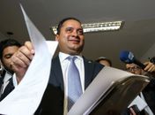 O relator Weverton Rocha (PDT-MA); como sofreu alterações, texto deve voltar à Câmara.