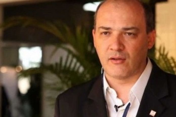 Professor Josealdo Tonholo