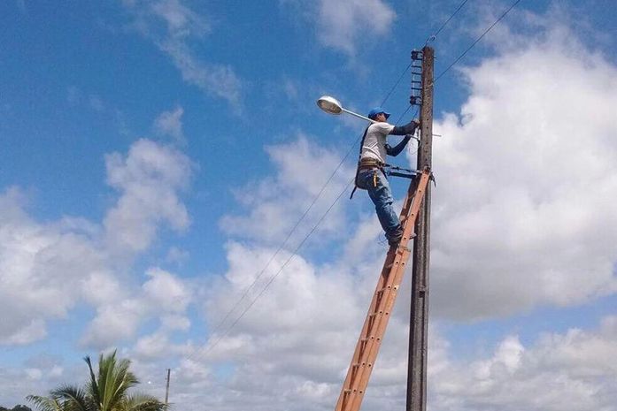 Reparos estão sendo feito em diversas localidades do município.