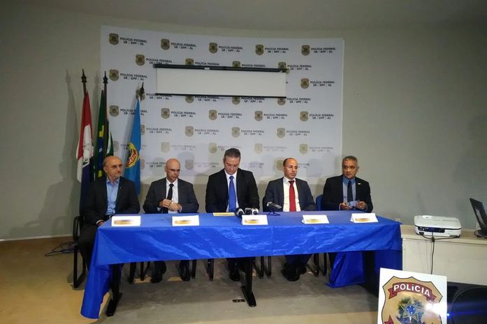 Delegados realizaram uma coletiva na manhã desta terça-feira (27)