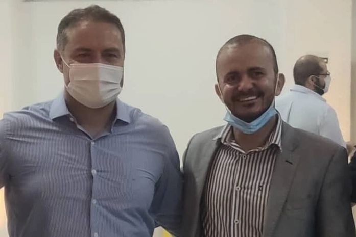 Meu caro, Renan Filho, se for a União dos Palmares, dá um pulinho no Mirante das Águas e almoça com Adeilto Lima, o homem do Polo de Inovação de Alagoas e da Internet das Coisas.