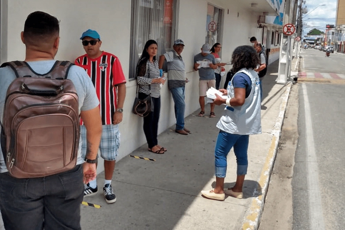 Procon Arapiraca orienta bancos e clientes no combate ao coronavírus