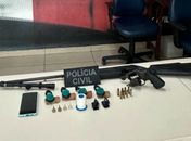 Suspeito de envolvimento em assassinato de jovem  é preso com arma e munições em Murici