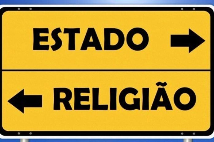 Em relação ao passeio da Avenida Amélia Rosa, no bairro de  Jatiúca, o que a Prefeitura de Maceió, entende como laicidade do espaço público, prefeito JHC?
