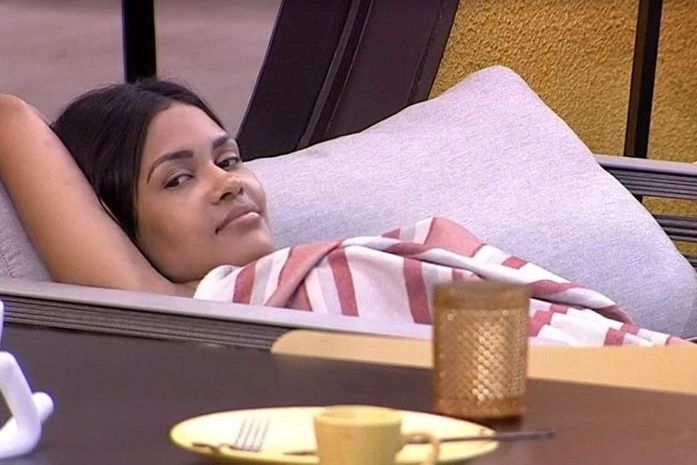 - "Será que o corona chegou à casa do BBB?'- pergunta internautas.