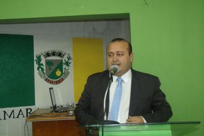 Vereador Léo Saturnino constata irregularidades na UBS do Verdes Campos em Arapiraca