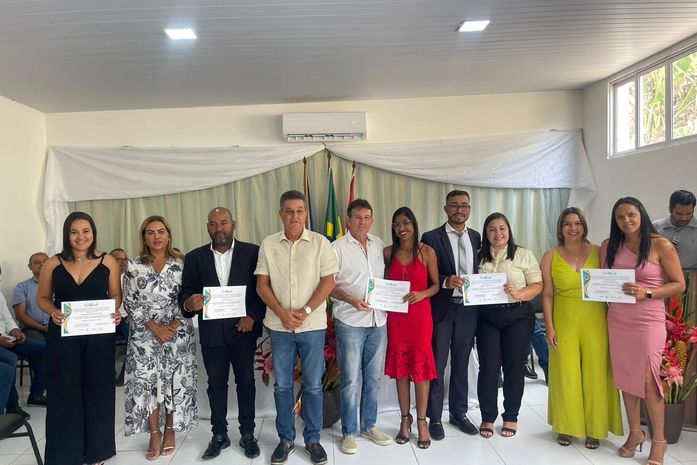 Conselheiros tutelares de Branquinha são empossados em cerimônia