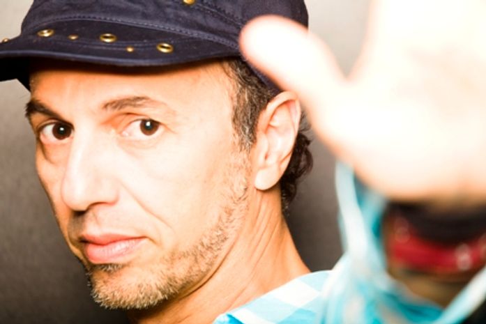 Zeca Baleiro será uma das atrações do Festival Maceió 200 anos de Verão