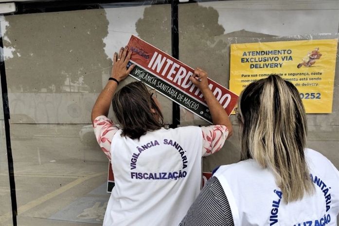 Farmácia é interditada por funcionar sem farmacêutico responsável, na Gruta de Lourdes