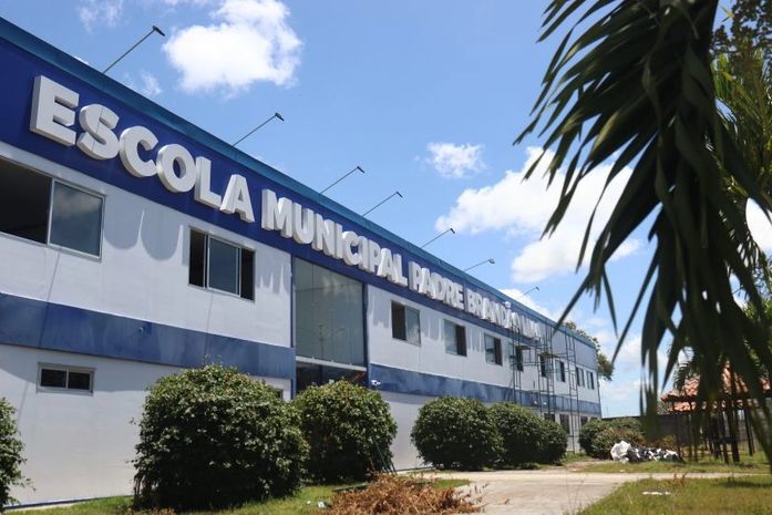 Escola Municipal Padre Brandão Lima 