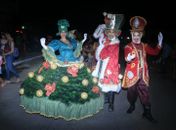 Parada Natal Mágico encanta com um belo desfile no bairro Palmeira de Fora
