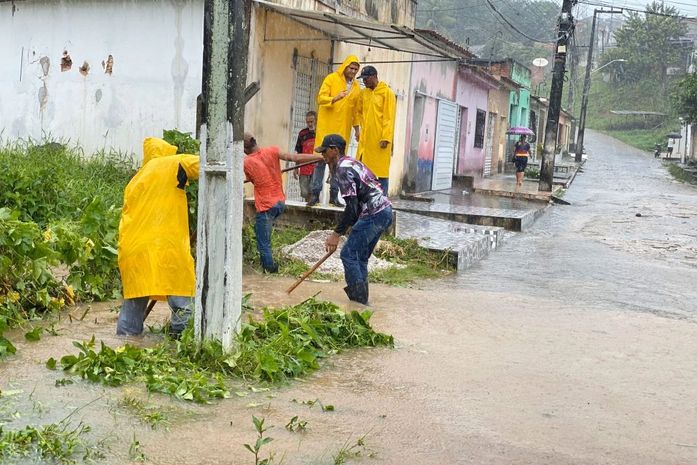 Prefeitura de Penedo intensifica esforços frente às chuvas intensas