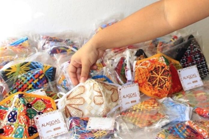 Artesãos de Alagoas ganham espaço para venda de máscaras artesanais