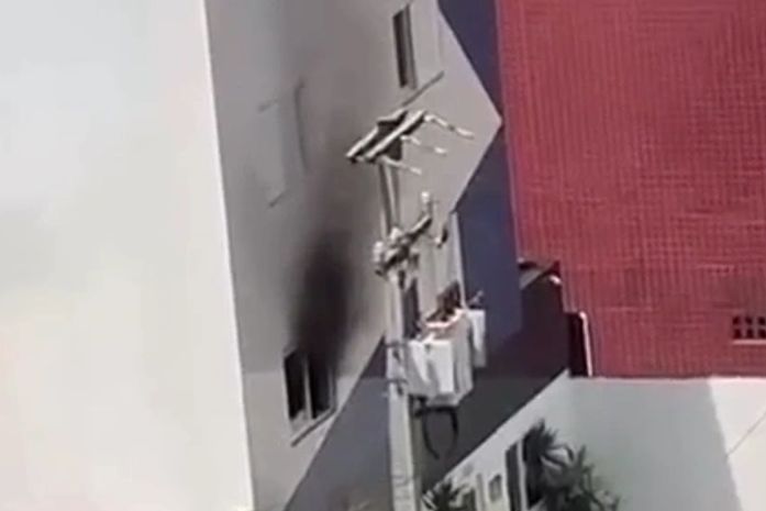 Incêndio atinge hotel na Jatiúca e mobiliza equipes do Corpo de Bombeiros