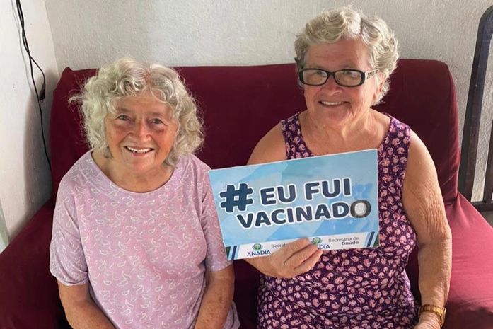 Covid-19: 150 idosos entre 79 e 82 anos receberam a primeira dose de vacina em Anadia; Saúde iniciou vacinação na faixa etária de 78 anos