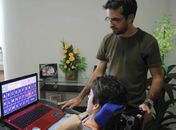 Arapiraquenses criam projeto para deficientes se comunicarem