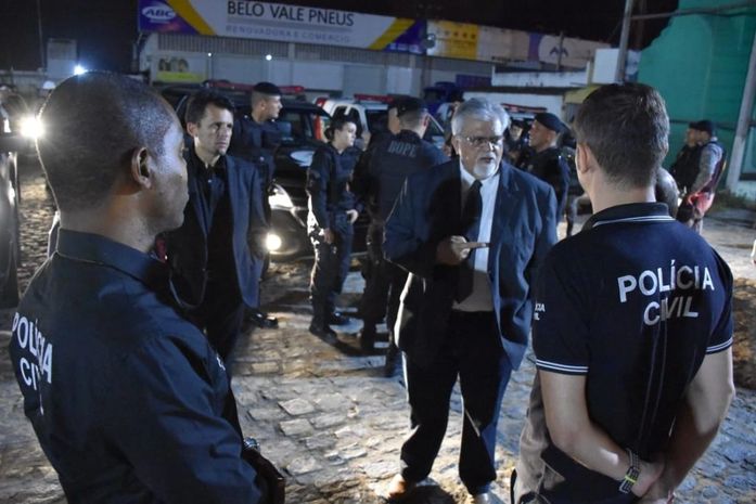 Durante operação, dois ‘paredões‘ e equipamentos de som são apreendidos em bar na Serraria