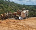 Trabalhador morre após tombamento de caminhão em obra de duplicação da AL-101 Norte