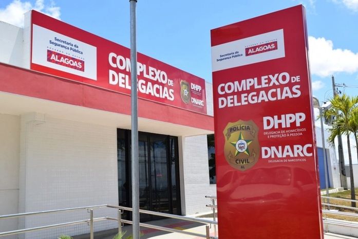 Jovem executado a tiros na Pajuçara respondia por roubo e tráfico de drogas, diz polícia