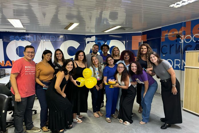 Dessa vez, a culpa foi mesmo da estagiária, né, não, Mica?