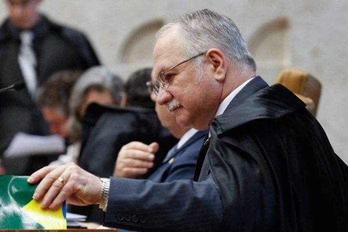 Ministro Edson Fachin em sessão do STF