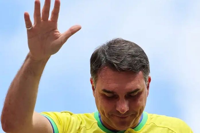 Sem candidatura ao governo, bolsonaristas alagoanos atrapalham Flávio Bolsonaro