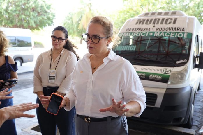 Atrasos, cobranças e ameaças: após denúncias de passageiros de vans intermunicipais, MP Eleitoral intervém e alerta: “É crime!”