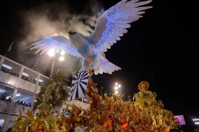 Portela é campeã do carnaval do Rio de Janeiro