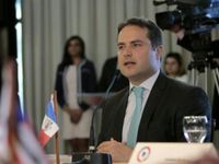 Governador Renan Filho lidera pesquisa