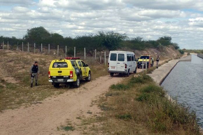 Van que faz linha de Delmiro Gouveia a Paulo Afonso/BA é assaltada