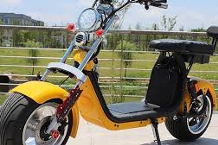 MP cobra fiscalização contra scooters e ciclomotores em ciclovias de Maceió