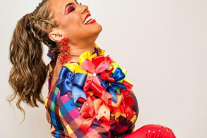 Kel Monalisa: cantora alagoana é destaque no São João de Lençóis, na Bahia