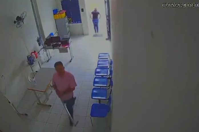 Vídeo: flagrado quebrando câmeras de segurança de órgão público, pré-candidato a prefeito é denunciado à polícia