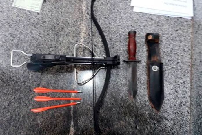 Professor entra armado na Secretaria de Educação do DF e é preso