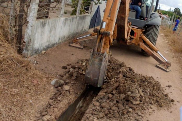 Prefeitura de Limoeiro de Anadia inicia obra para garantir abastecimento d’água em comunidade rural