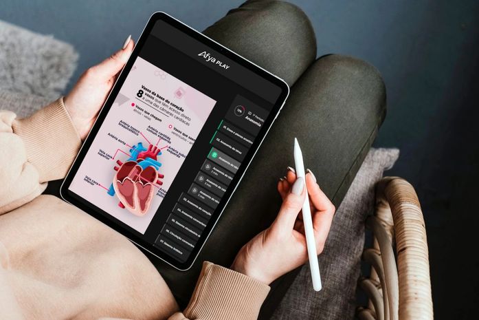 Mapas mentais, podcasts e imagens 3D do corpo humano: Afya oferece plataforma gratuita de conteúdo para estudantes de medicina