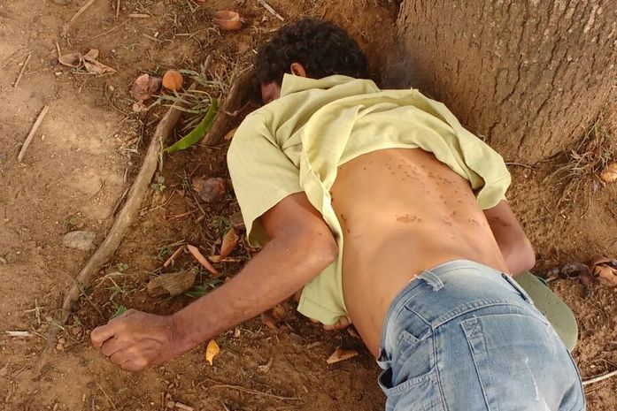 Corpo de Manoel da Rocha próximo a um pé de mangueira