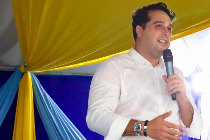 Prefeito de Santana do Mundaú anuncia inauguração da Praça Multieventos do Areado