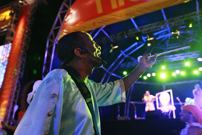 Naná Vasconcelos durante apresentação em Maceió