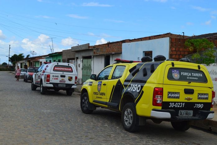 Integrantes de circo são flagrados furtando supermercado em interior de Alagoas