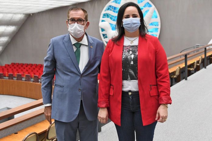 Encontro de arapiraquenses: Fabiana Pessoa se reúne com o ministro Humberto Martins