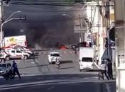 Manifestantes interditam Ladeira dos Martírios e provocam congestionamento no Centro; veja vídeo