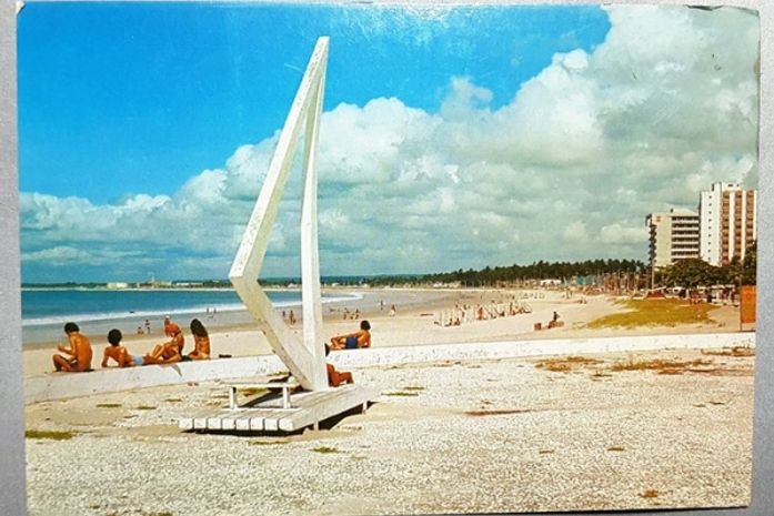 Jangada da Avenida da Paz: uma lembrança da bravura dos Jangadeiros Alagoanos