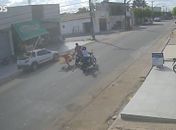 Idoso fica ferido ao tentar atravessar rua e ser atropelado por moto no Agreste